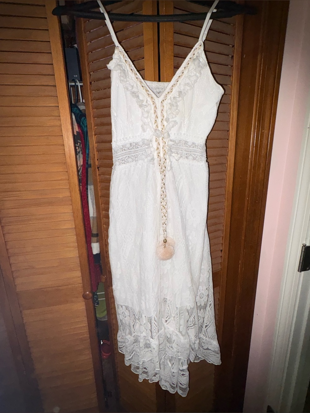 White lace Cupshe dress.
